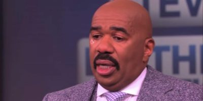 Steve Harvey crashes on his show during this surprising section