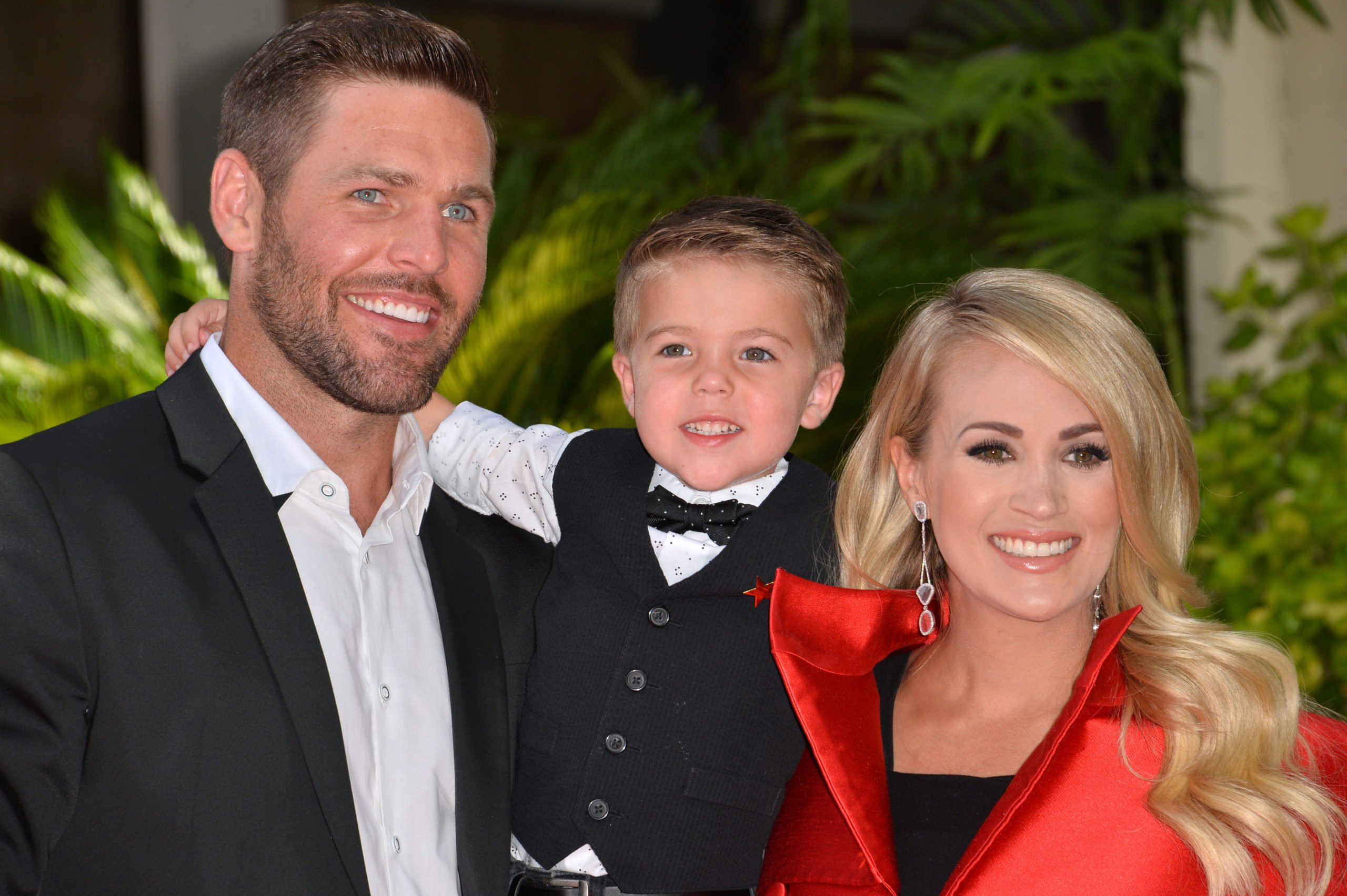 carrie underwood shares adorable video of 3-year-old son working out to an old tae bo video | carrie underwood recently shared an adorable video of her 3-year-old son, jack, working out to an old tae bo exercise video -- it's too cute!